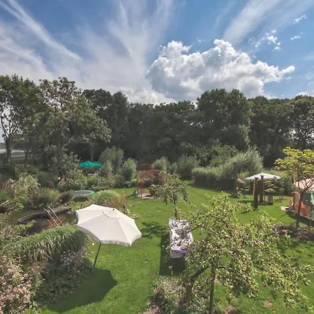 Penzion Reijgershof - Bali With Private Terrace 3*